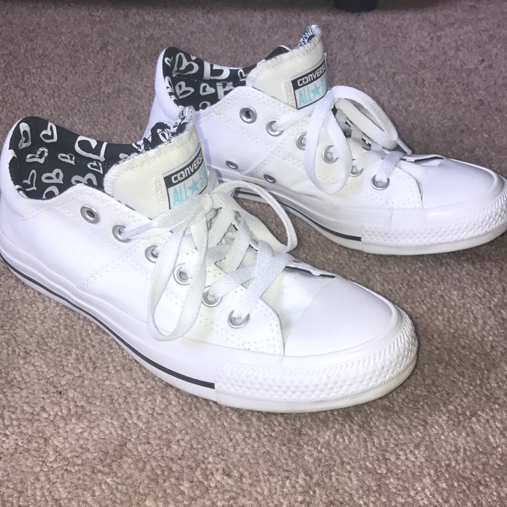Womans Converse Chuck Taylor All Star Sneakers